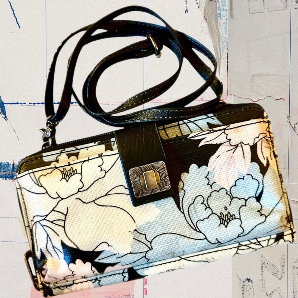 Sakroots Zip Around Wallet Crossbody in Peony Pattern